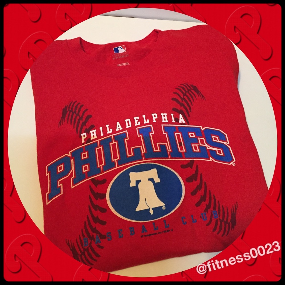 Men’s Philadelphia Phillies long sleeve